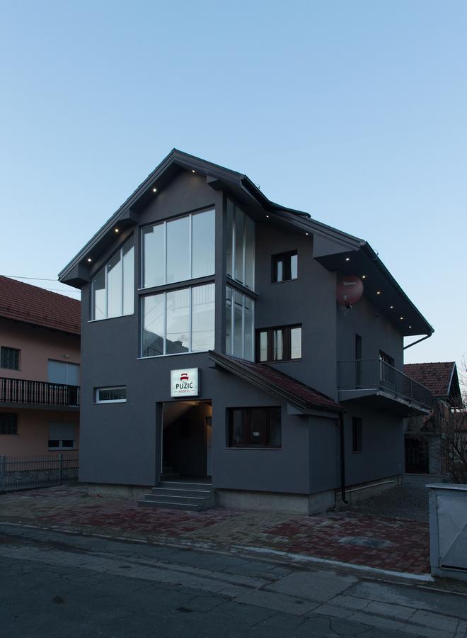 Guesthouse Vila Puzic بانيا لوكا المظهر الخارجي الصورة