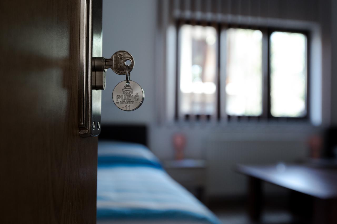 Guesthouse Vila Puzic بانيا لوكا المظهر الخارجي الصورة