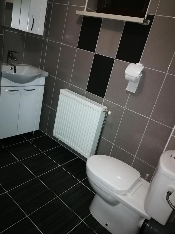 Guesthouse Vila Puzic بانيا لوكا المظهر الخارجي الصورة